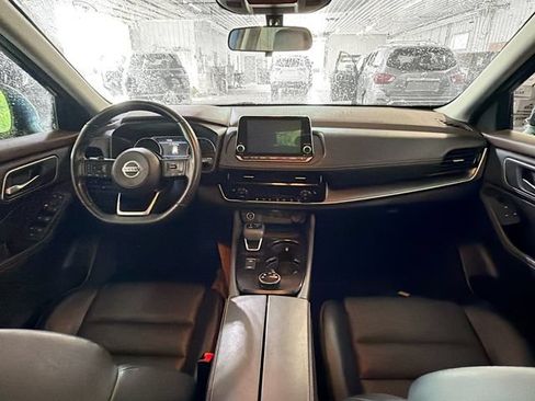 Used 2021 Nissan Rogue SV AWD/4WD image 10