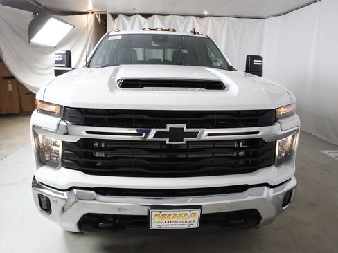New 2026 Chevrolet Silverado 3500 LT w/ All Star Edition AWD/4WD image 8