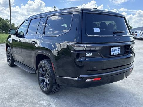 New 2026 Jeep Grand Wagoneer 4WD image 9