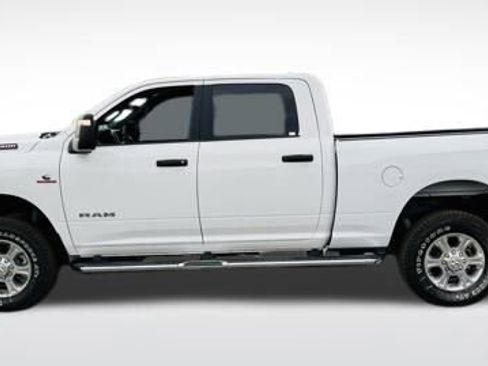 Used 2025 RAM 2500 Big Horn image 3