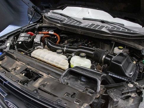 Used 2024 Ford F150 XLT w/ Mobile Office Package image 29