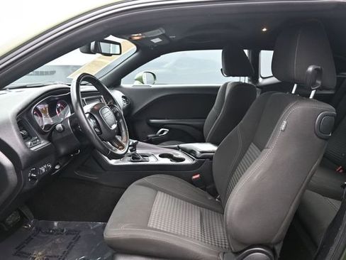 Used 2023 Dodge Challenger SXT RWD image 11