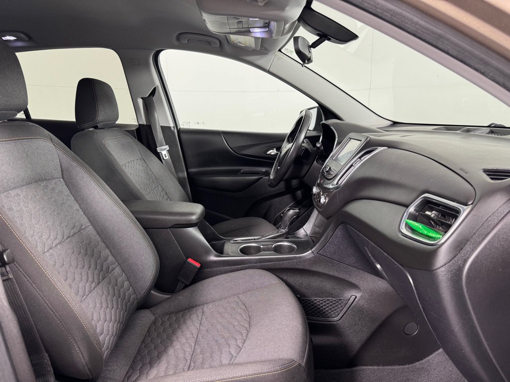 Used 2018 Chevrolet Equinox LT FWD image 25
