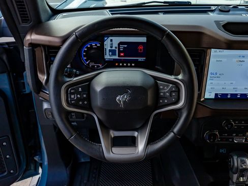 Used 2022 Ford Bronco Outer Banks AWD/4WD image 18