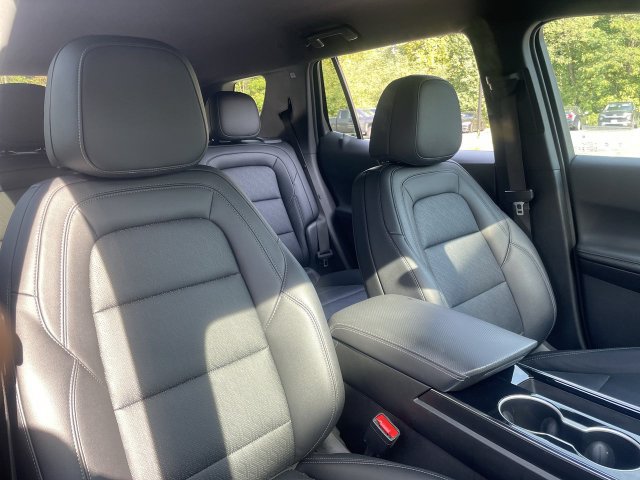 Certified 2025 Chevrolet Equinox LT w/ Convenience Package II AWD/4WD image 24