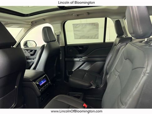 New 2026 Lincoln Aviator AWD image 27