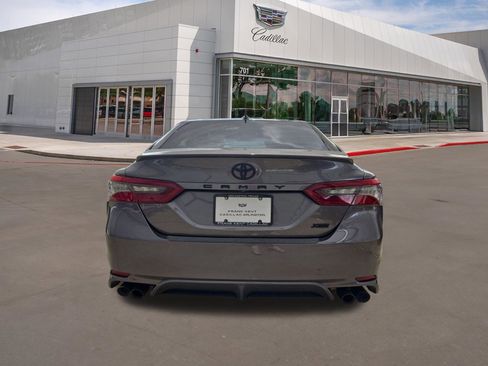 Used 2023 Toyota Camry XSE FWD image 5