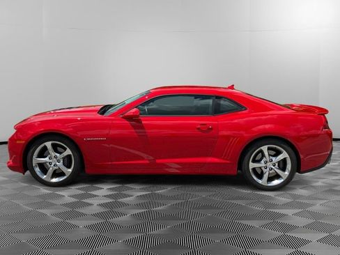 Used 2015 Chevrolet Camaro SS w/ RS Package RWD image 2
