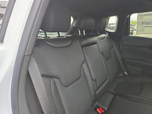 Used 2026 Jeep Compass Latitude image 73