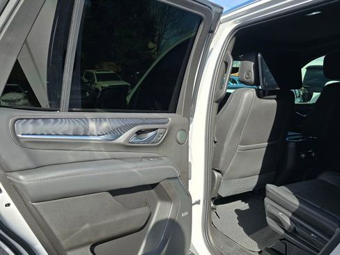 Used 2021 GMC Yukon Denali w/ Advanced Technology Package image 51