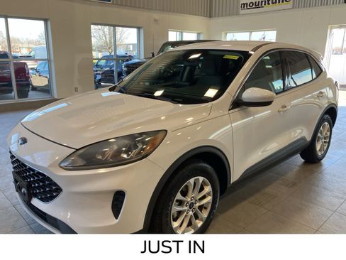 Used 2020 Ford Escape SE image 1