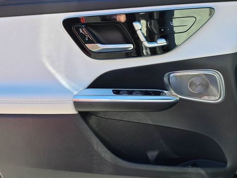 New 2026 Mercedes-Benz GLC 300 4MATIC image 13