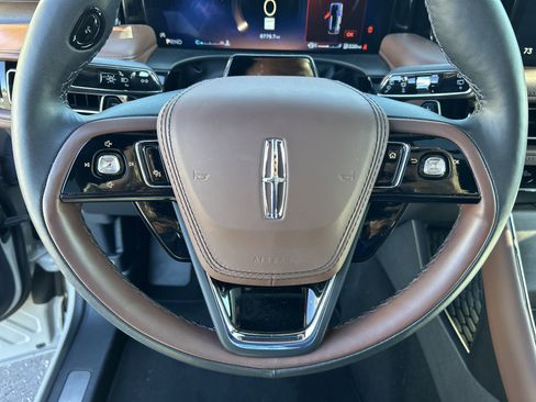 Used 2025 Lincoln Aviator Reserve w/ Illumination Package image 29