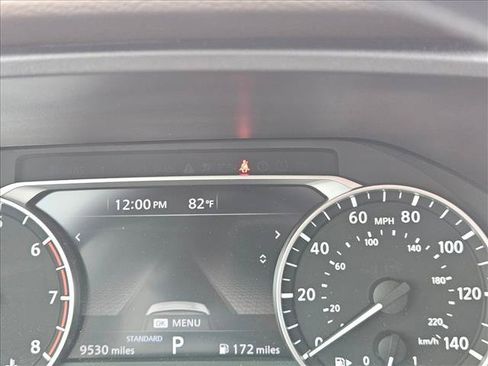 Used 2023 Nissan Rogue SV FWD image 13
