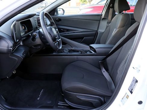 Used 2025 Hyundai Elantra Sport FWD image 25