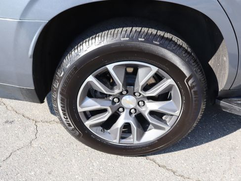 Used 2022 Chevrolet Tahoe LT w/ LT Signature Package AWD/4WD image 43