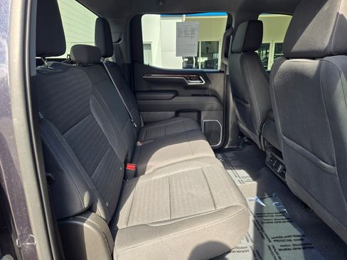 Used 2022 Chevrolet Silverado 1500 LT image 10
