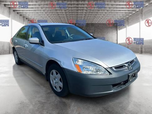 Used 2005 Honda Accord LX image 3