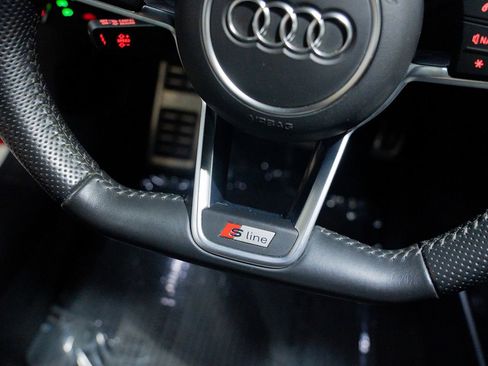 Used 2018 Audi TT 2.0T w/ Technology Package image 38