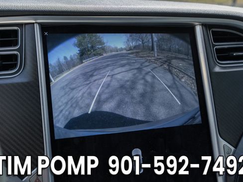 Used 2015 Tesla Model S 85D image 24