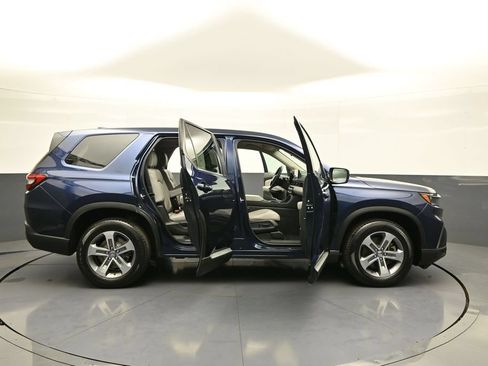 Certified 2023 Honda Pilot EX-L image 43