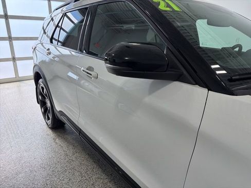 Used 2021 Ford Explorer ST w/ Equipment Group 401A AWD/4WD image 40