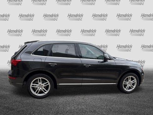 Used 2016 Audi Q5 2.0T Premium Plus w/ Technology Package AWD/4WD image 11