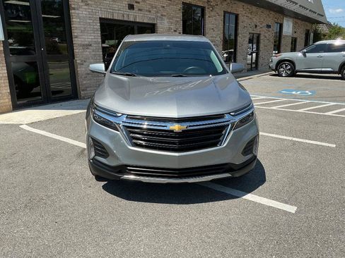 Used 2024 Chevrolet Equinox LT FWD image 9