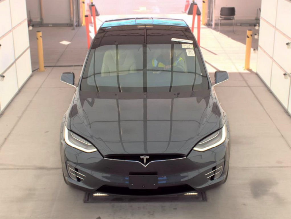Used 2020 Tesla Model X Performance AWD/4WD image 2