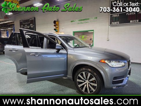 Used 2018 Volvo XC90 T6 Momentum w/ Convenience Package AWD/4WD image 1