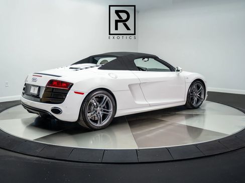 Used 2011 Audi R8 V10 image 4