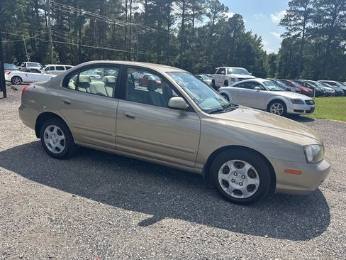 Used 2001 Hyundai Elantra GLS FWD image 14