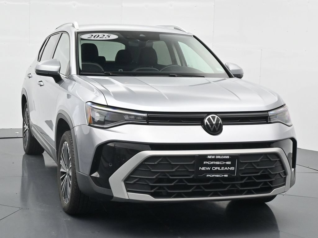 Used 2025 Volkswagen Taos SE FWD image 10