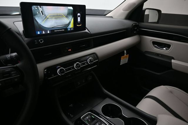 Used 2026 Honda Pilot EX-L image 12