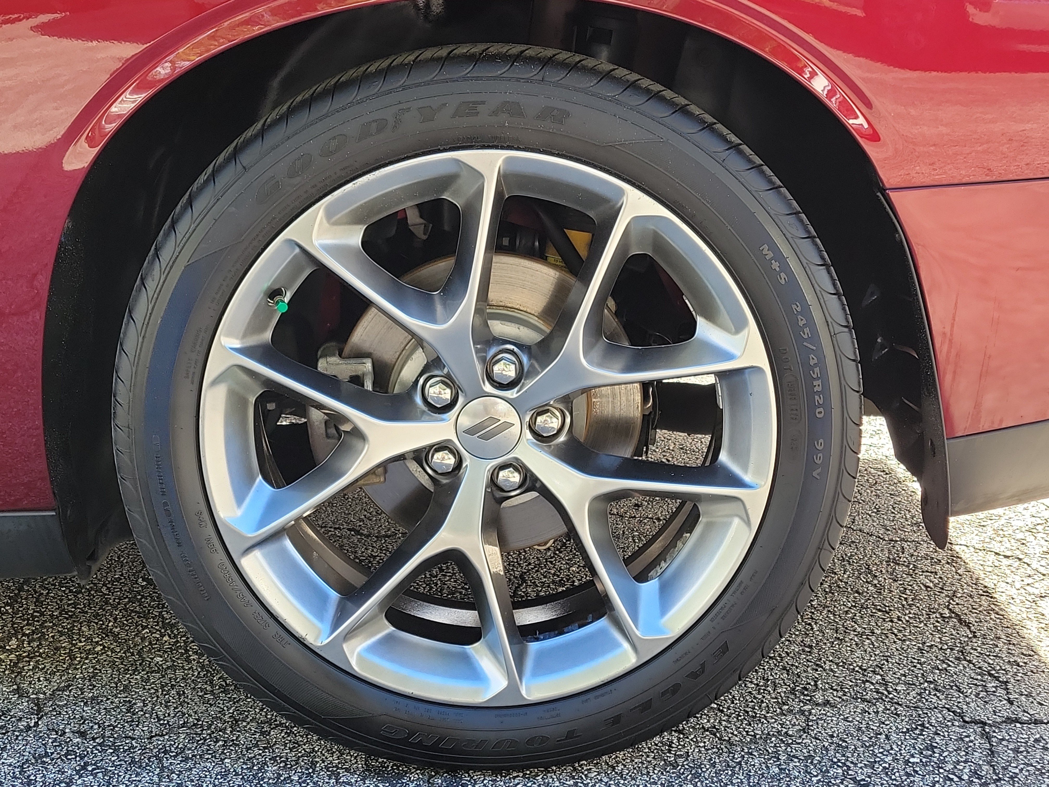 Used 2019 Dodge Challenger R/T w/ Plus Package RWD image 9