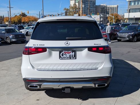 Used 2024 Mercedes-Benz GLS 450 4MATIC image 7