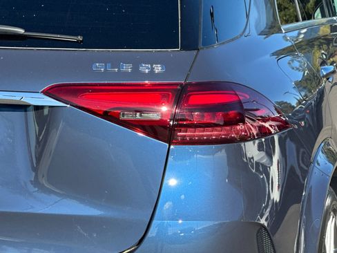 New 2026 Mercedes-Benz GLE 53 AMG 4MATIC image 33