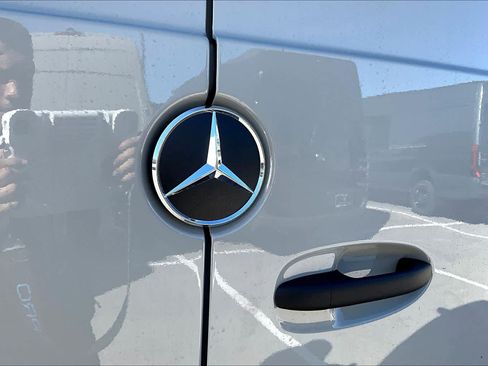 New 2026 Mercedes-Benz Sprinter 2500 image 15