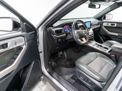 Used 2023 Ford Explorer Timberline w/ Timberline Technology Package image 12