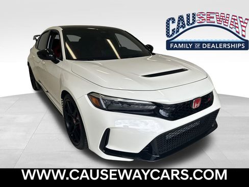 Used 2025 Honda Civic Type R image 1