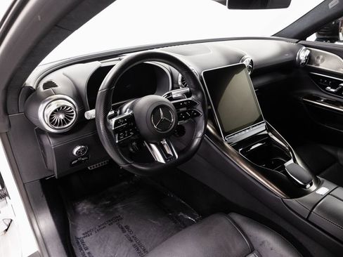 Used 2022 Mercedes-Benz SL 55 AMG 4MATIC image 10