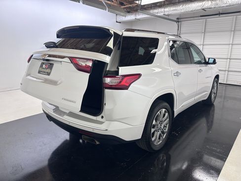Used 2019 Chevrolet Traverse Premier w/ Driver Confidence II Package image 27