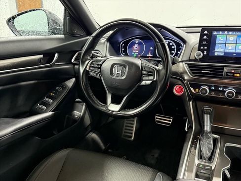 Used 2022 Honda Accord Sport image 11