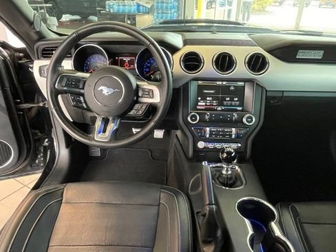 Used 2015 Ford Mustang GT Premium w/ Equipment Group 401A RWD image 20