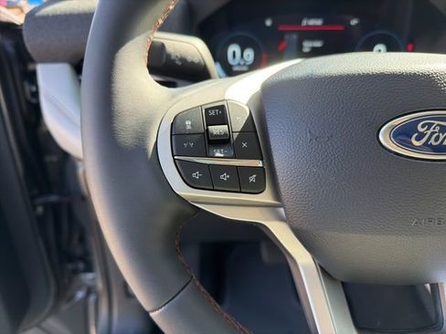 New 2026 Ford Explorer Active w/ Active Comfort Package image 21