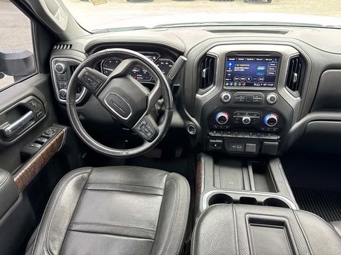 Used 2022 GMC Sierra 2500 Denali image 17