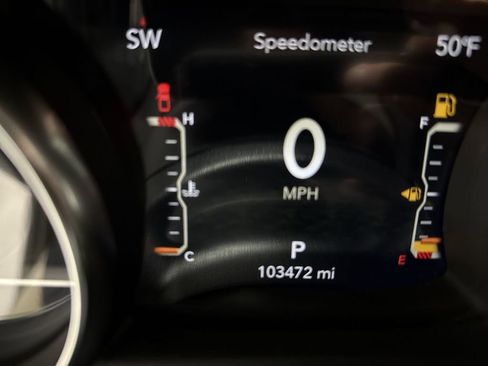 Used 2022 Jeep Gladiator Willys image 12