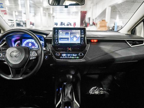 Certified 2022 Toyota Corolla LE image 13