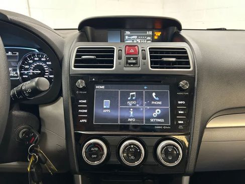 Used 2018 Subaru Forester 2.5i Premium AWD/4WD image 17