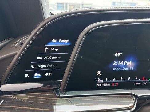 Used 2021 Cadillac Escalade Sport w/ Driver Assist Tech Package image 32